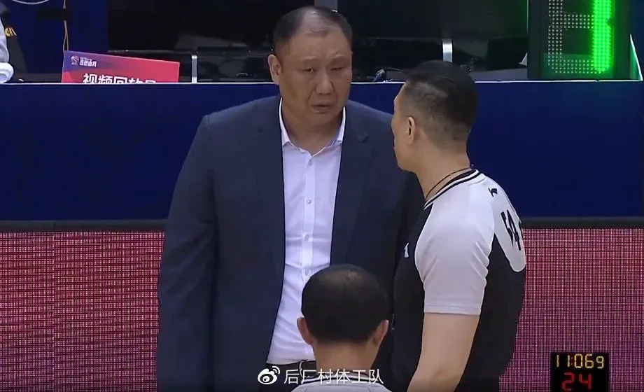 为什么智能穿戴设备对篮球运动员发展重要_0